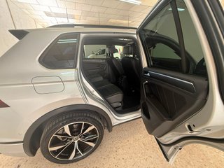 VOLKSWAGEN TIGUAN 1.4 E HYBRID R-LINE