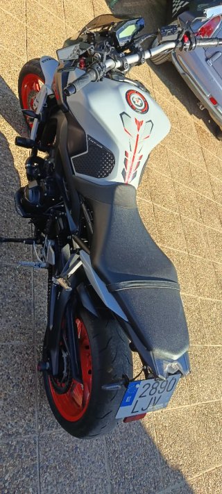 Yamaha MT-09 ABS de 850 c.c.