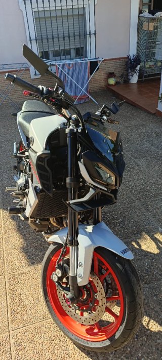 Yamaha MT-09 ABS de 850 c.c.