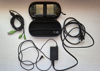Sony PSP 1004 Fat Negra