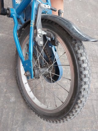Bicicleta infantil azul