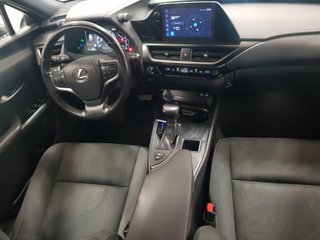 Lexus UX 2.0 250h Business City
