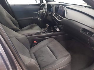 Lexus UX 2.0 250h Business City
