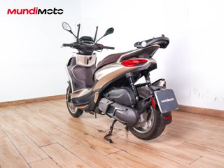 PIAGGIO BEVERLY 400 HPE