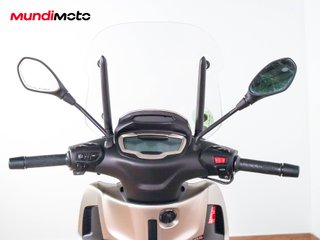 PIAGGIO BEVERLY 400 HPE
