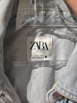 Cazadora vaquera oversize Zara
