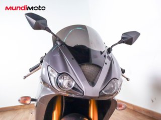 TRIUMPH DAYTONA 675