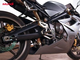 TRIUMPH DAYTONA 675