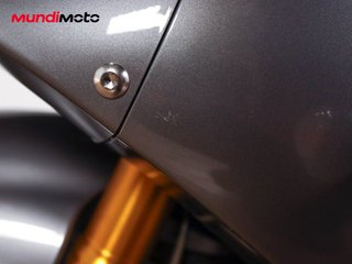 TRIUMPH DAYTONA 675