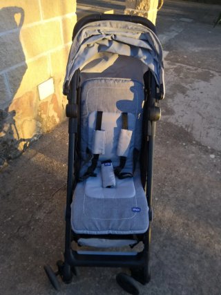 Silla de paseo Chicco gris
