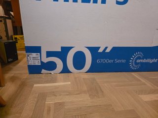 TV Philips 50" 4k Ambilight 3 + soporte de techo