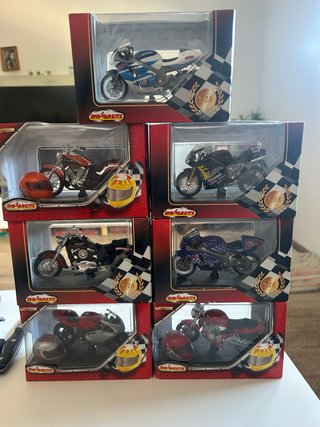 Lote 6 Motos Majorette Escala 1/18