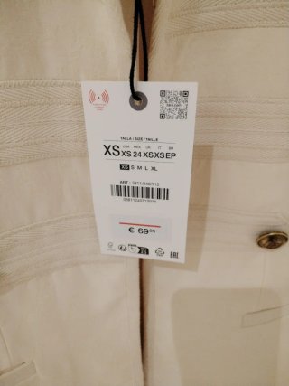 Chaqueta Zara botones beige Talla XS