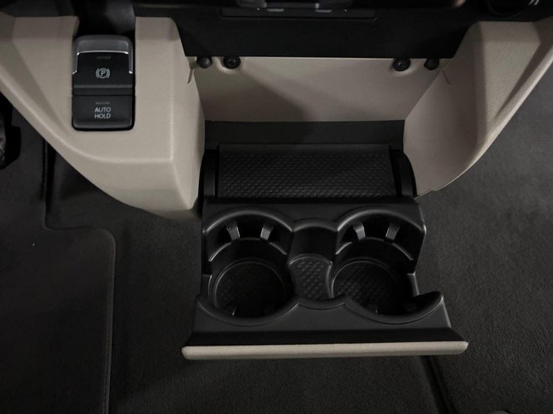 Volkswagen Multivan 2025, foto 12