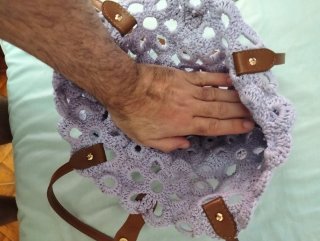 Bolso ganchillo flores morado y marrón