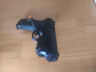 Pistola Nerf tuneada y una Panther Blowback Co2