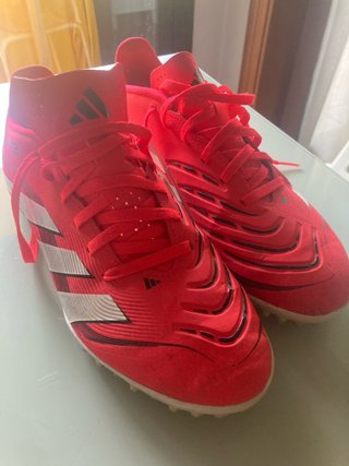Botas fútbol multitaco Adidas Predator