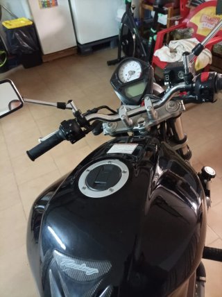 Suzuki SV650 2007 Negra