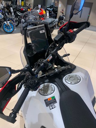 Yamaha Ténéré 700 World Raid Roja/Blanca