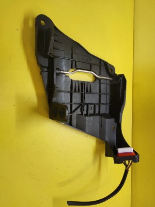SOPORTE FARO DERECHO PORSCHE BOXSTER CAYMAN