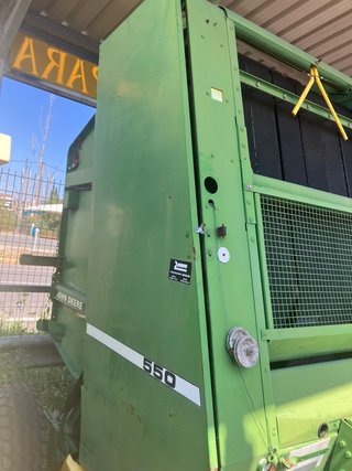 Rotoempacadora John Deere 550