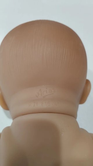 Muñeco Bebé Arias