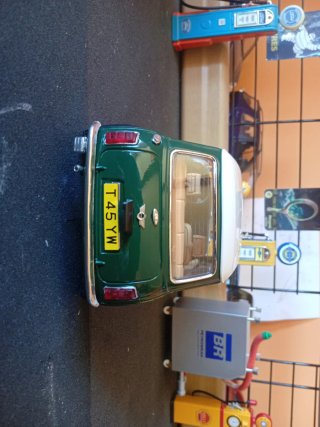 Mini Cooper 1/18 Burago Verde