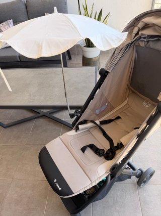 Sombrilla beige para carrito de bebé