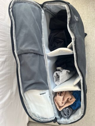 Lote 4 zaini sportivi a tracolla e da viaggio