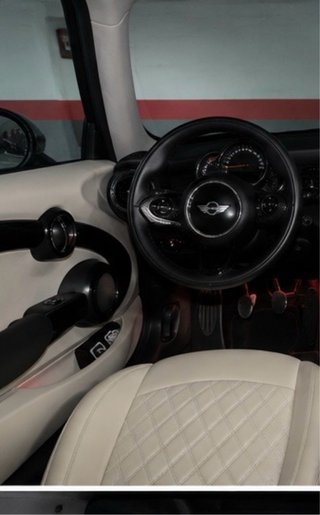 MINI Cooper F56– Chilli Pepper + acabados JCW