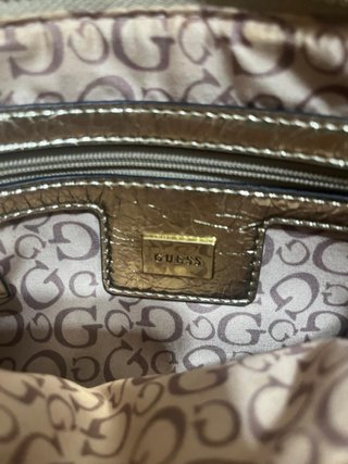 Bolso Guess Dorado