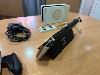 Nintendo Switch OLED Edición Especial Zelda