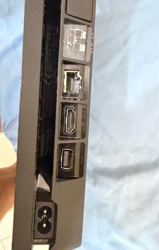 Console PS4 Slim + 3 Controller DualShock 4