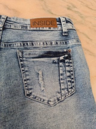 Pantalones cortos vaqueros INSIDE desgastados