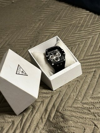 Reloj Guess Negro Caja Original Como nuevo