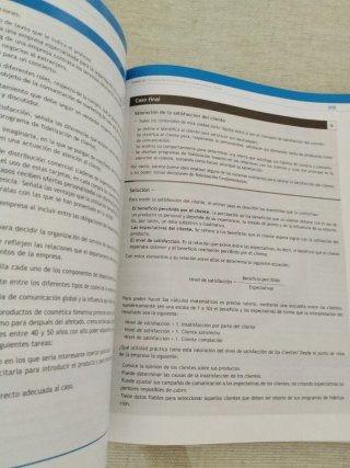 Comunicación y atención al cliente
