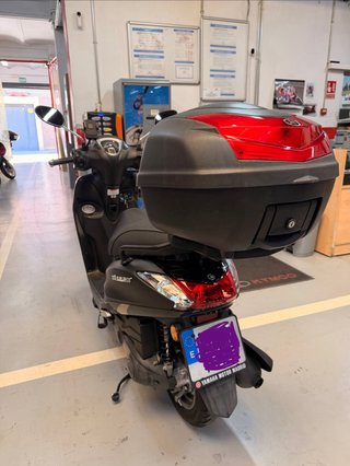 Yamaha Delight 125 Negra