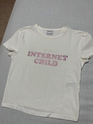 Camiseta Bershka Internet Child Talla S