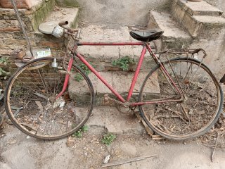 Bicicleta antigua roja