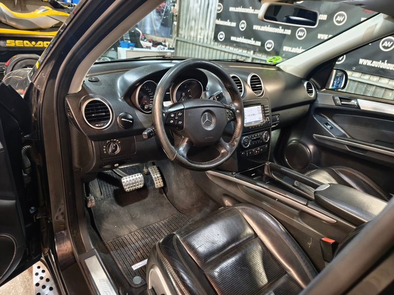 Mercedes-Benz Clase M ML 63 AMG 2007, foto 18