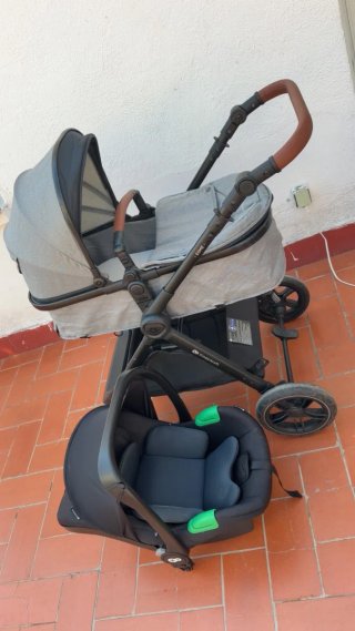 Carrito de bebé y silla de coche