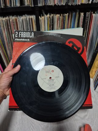 2 Fabiola - Flashback