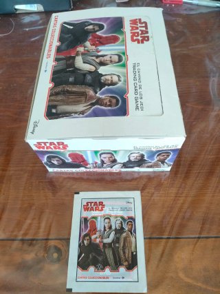 Caja Expositora Star Wars + Sobre (  Carrefour )