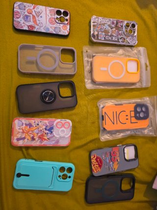 Lote 10 Carcasas iPhone 16 Pro