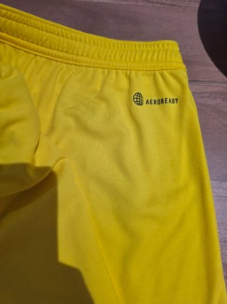 Adidas Pantalones Cortos Amarillos