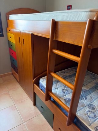 Litera de madera