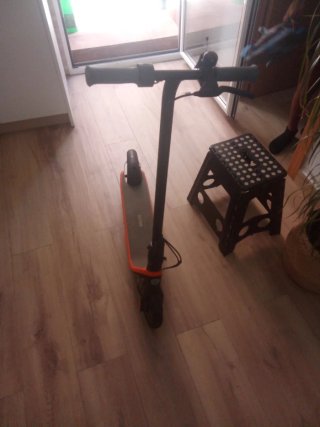 Patinete eléctrico infantil