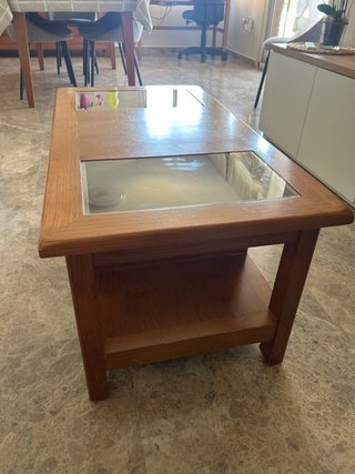 Mesa baja de madera de pino rústica con cristal