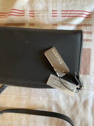 Bolso Parfois Negro Tamaño Móvil