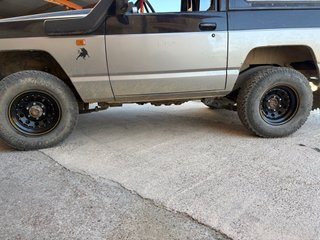 Llantas de acero negras 4x4